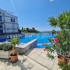 Blue Bay Palace Complex Hotel apartamentowy